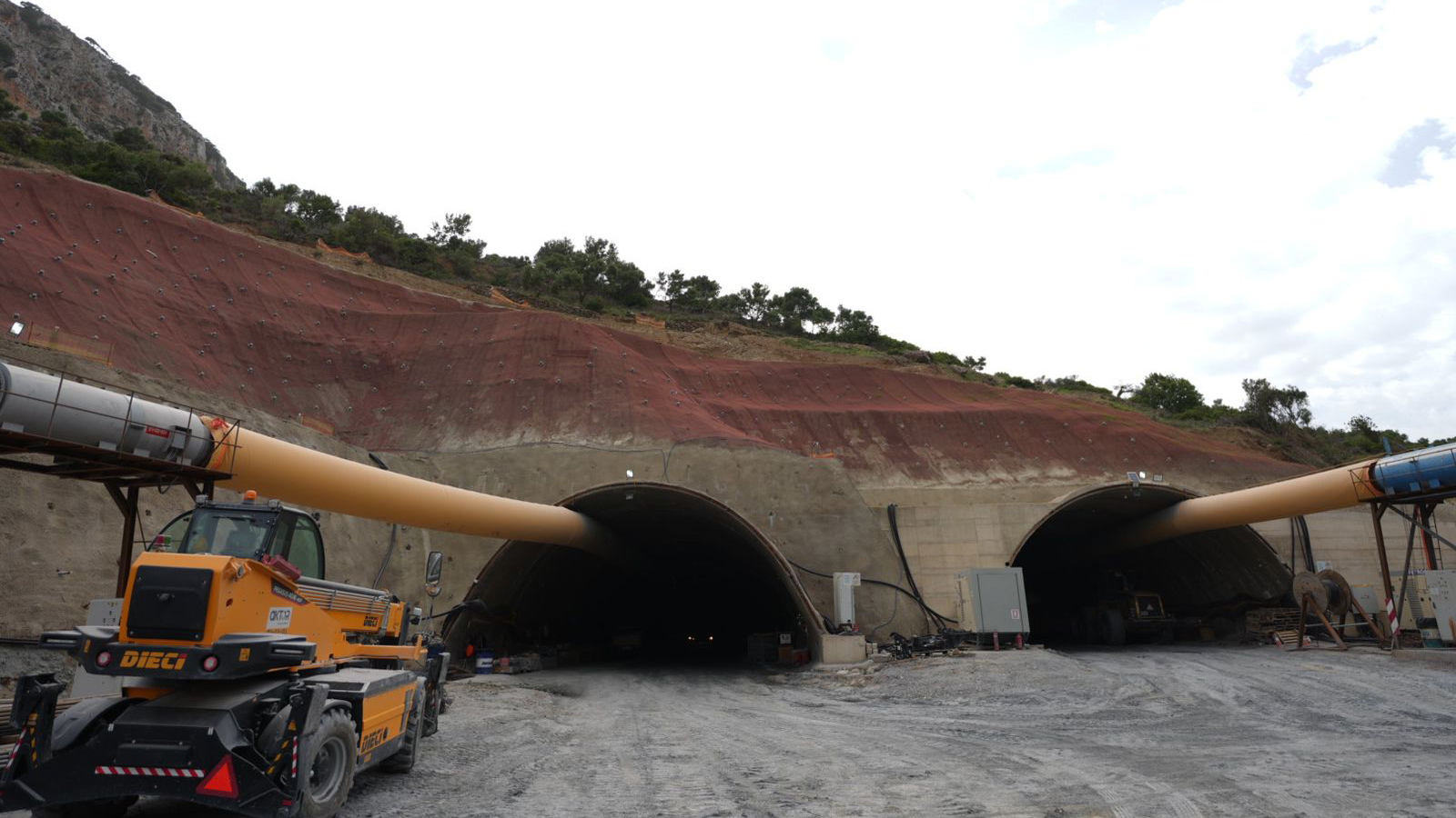 Μπήκαν οι υπογραφές για το βασικό τμήμα Χανιά-Ηράκλειο του ΒΟΑΚ 